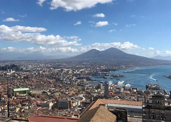 Piazza Bovio 22